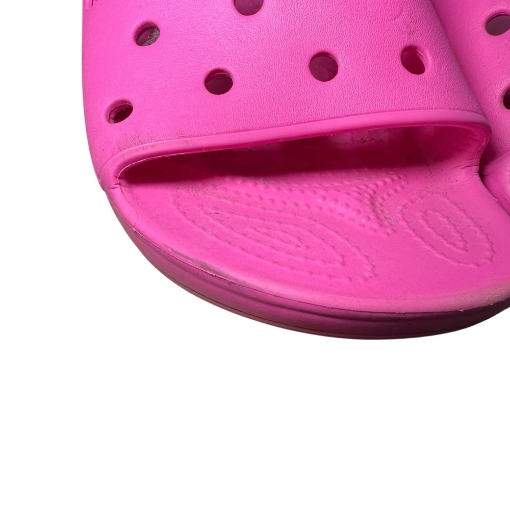 CROCS Bright Pink Slide Sandals Sz 7 EUC - Picture 3 of 8